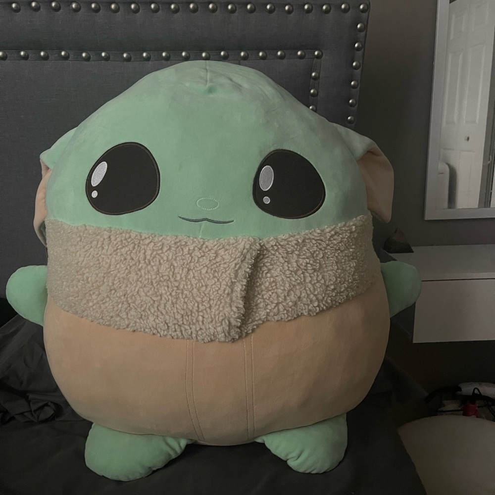 Baby Yoda Squishmallow 20"
